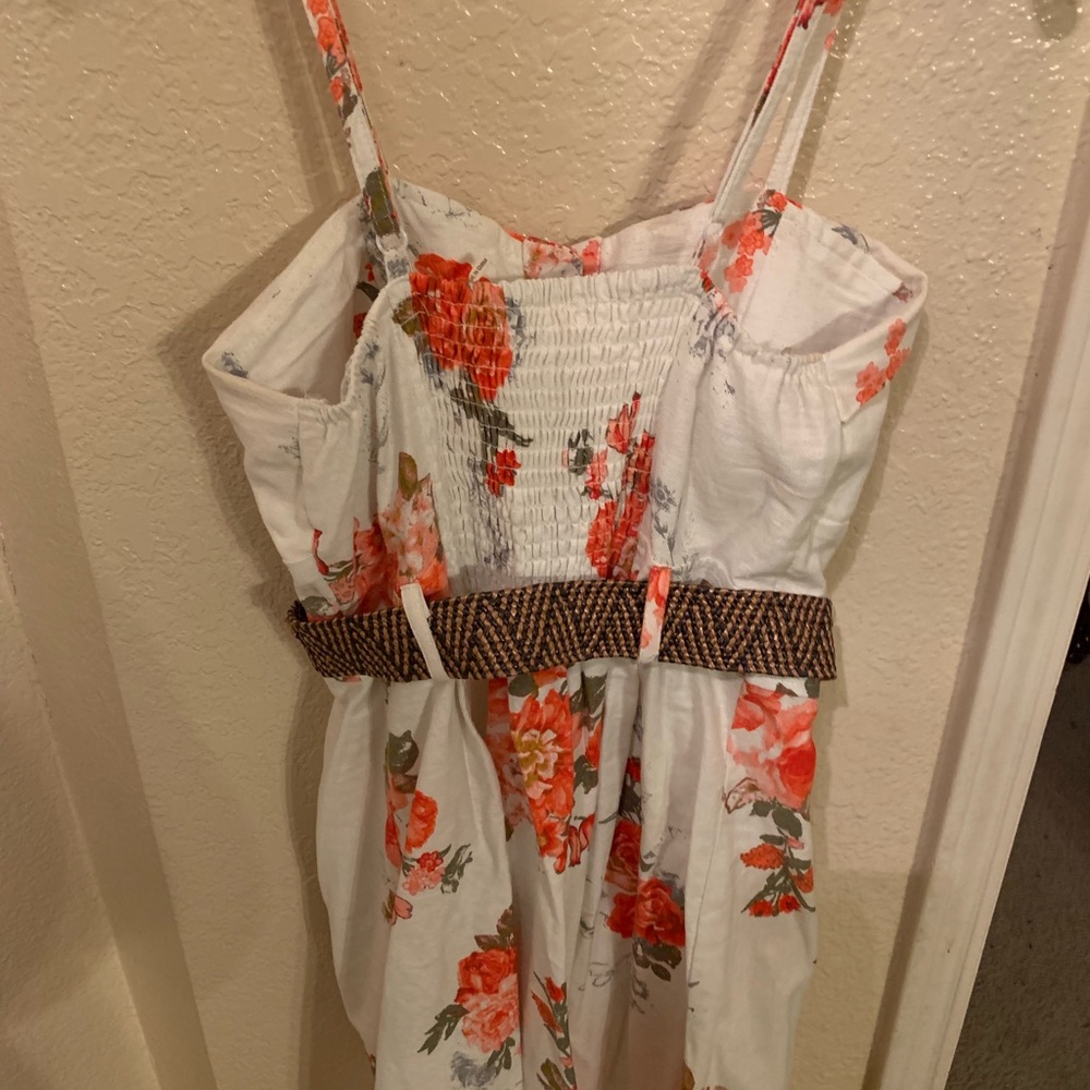 Belted dress - Picture 3 of 3